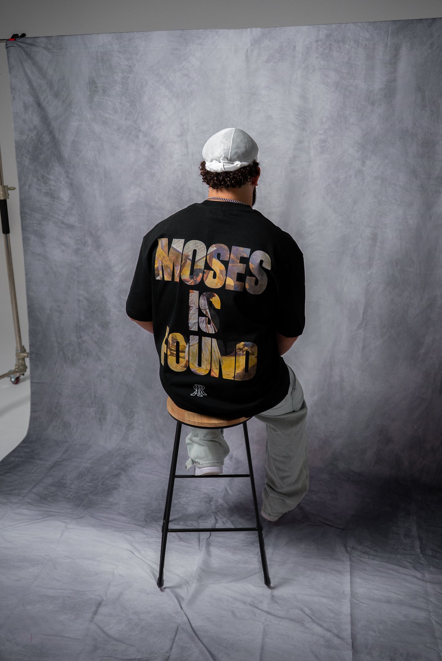 “MOSES” T-SHIRT