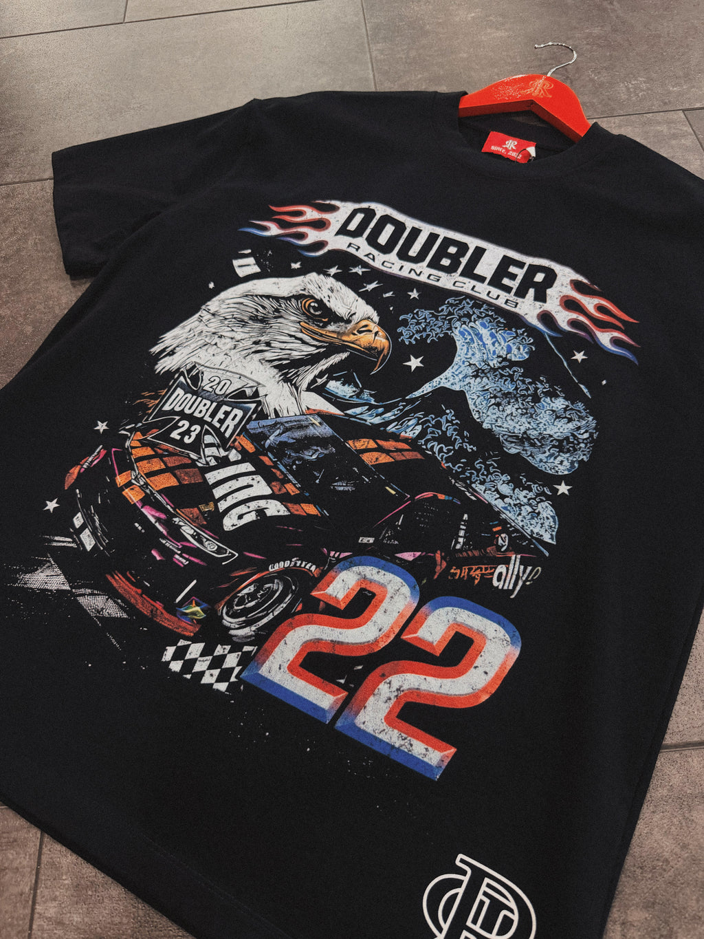“22” T-SHIRT