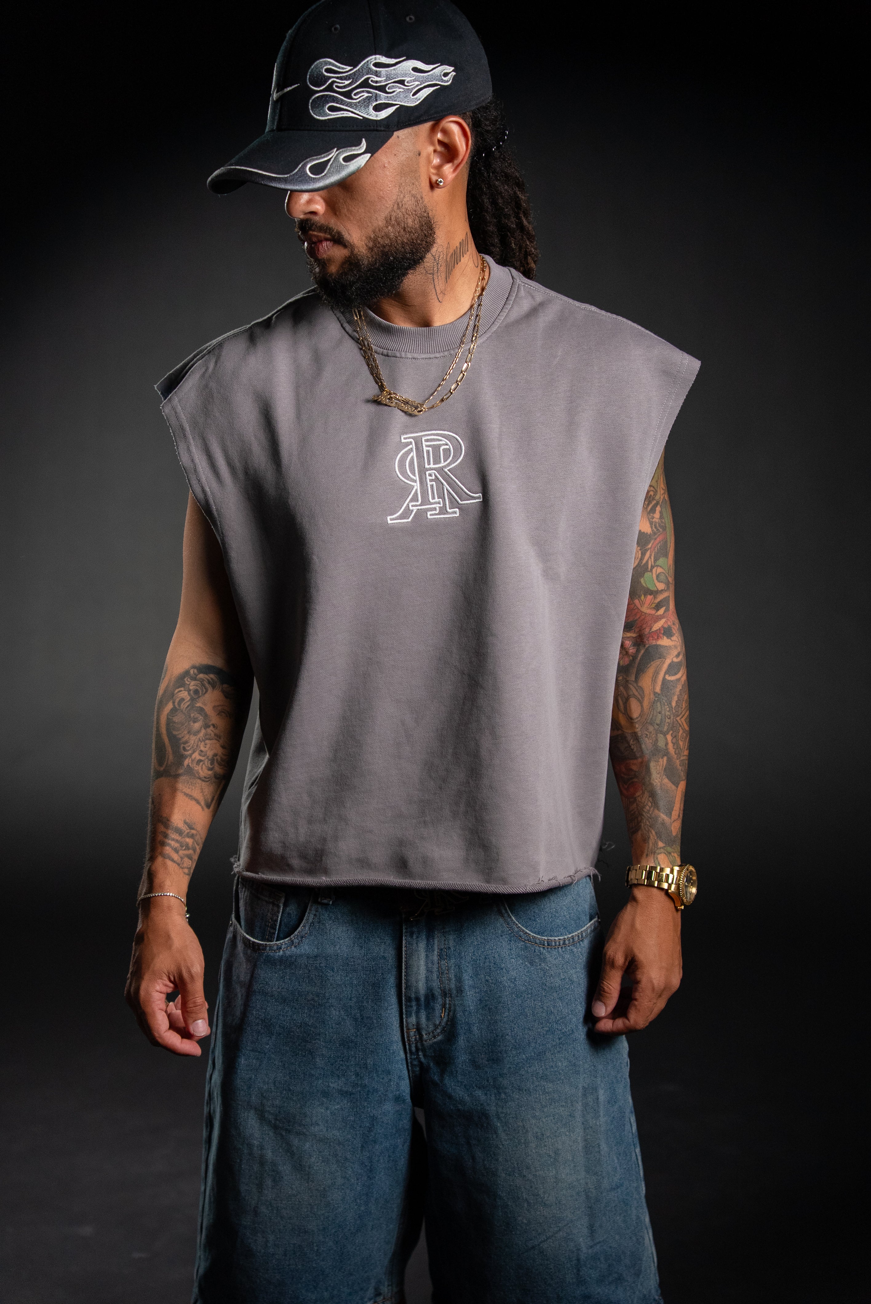 “distRReze” CROP TANK TOP