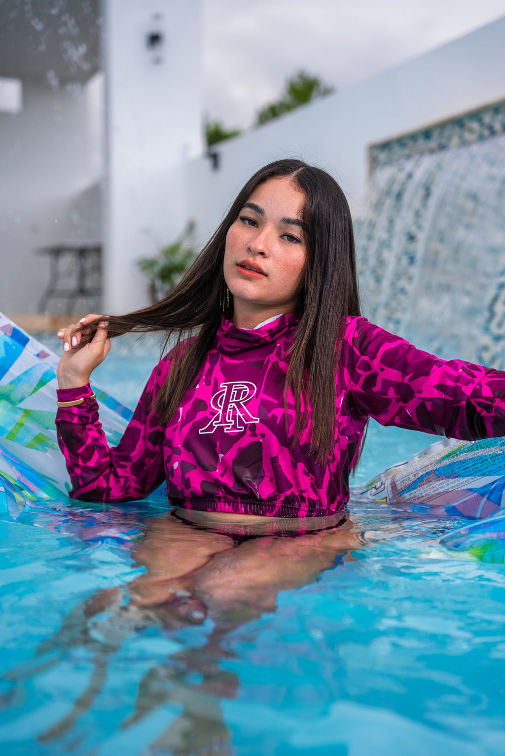 “beveRRly “CROP RASHGUARD