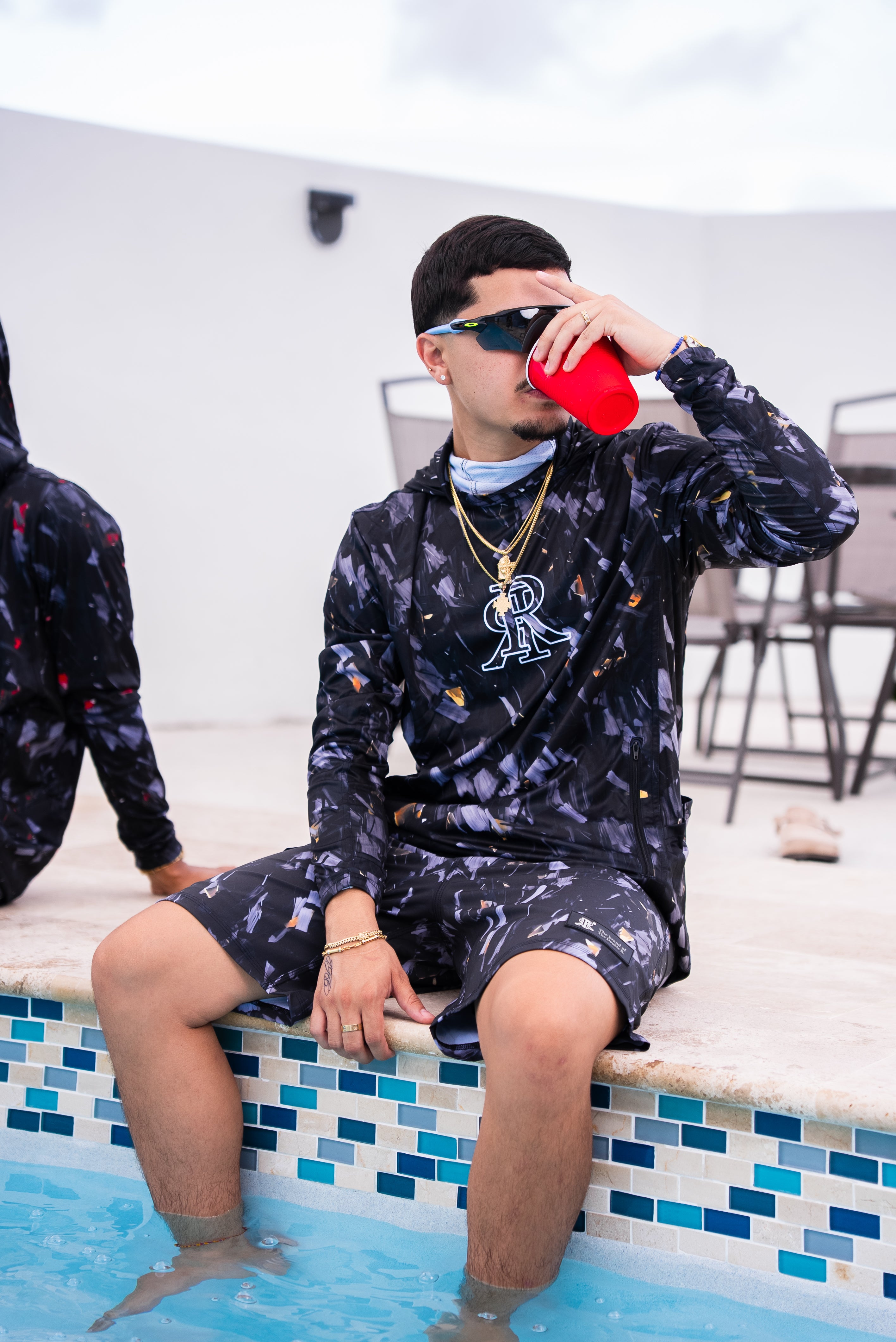 “apex caRRbon” RASHGUARD