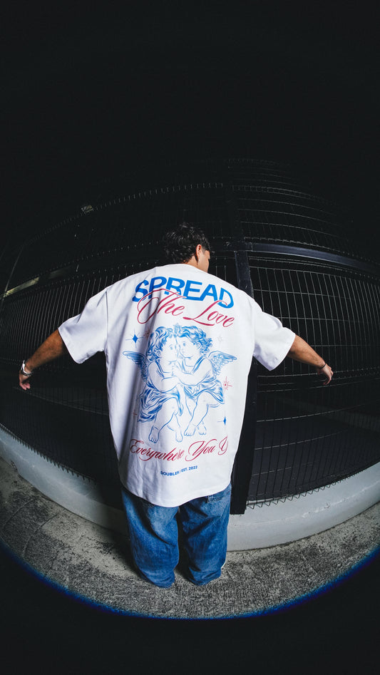 “SPREAD The Love” T-SHIRT