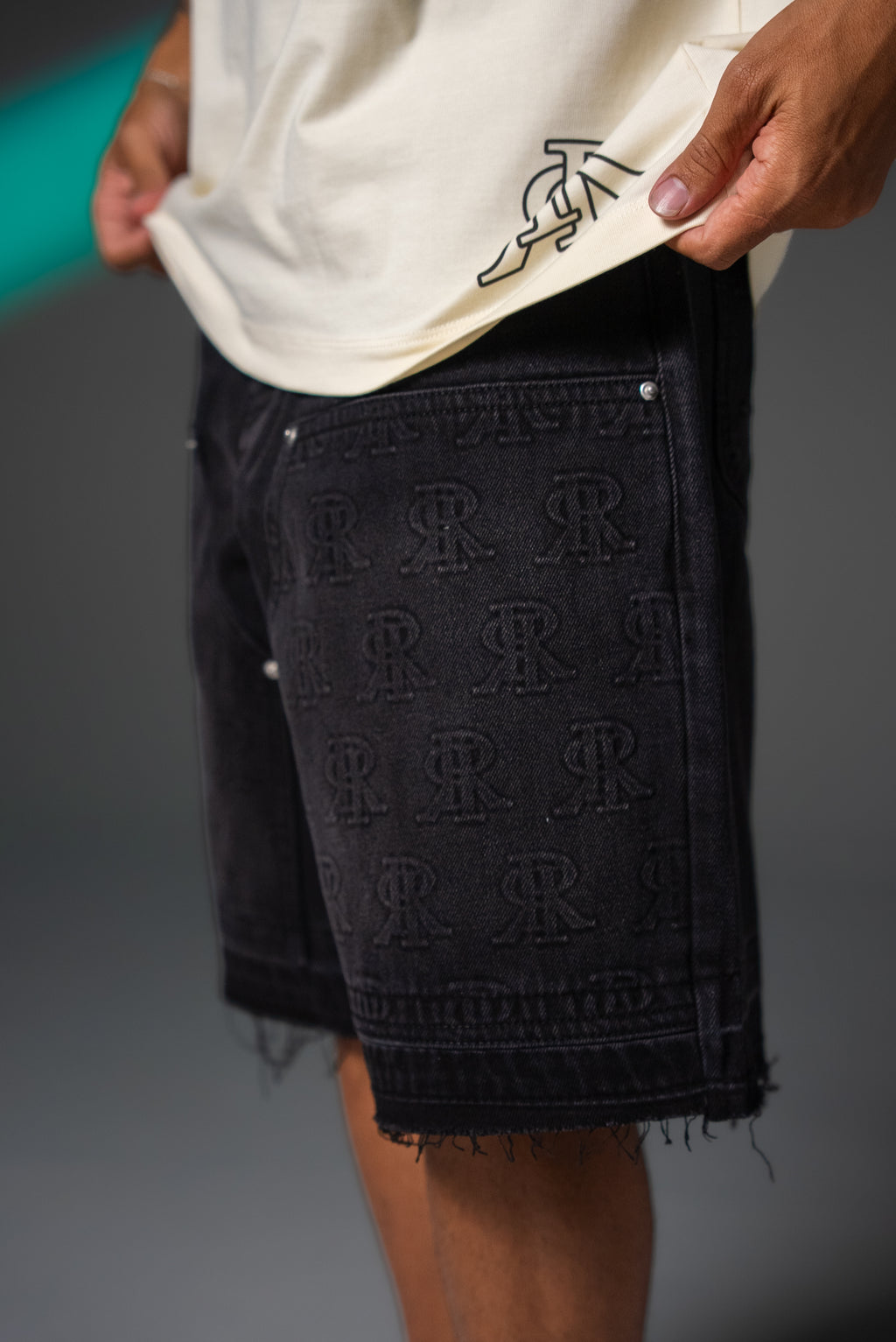 “BLCK patteRRn” SHORTS