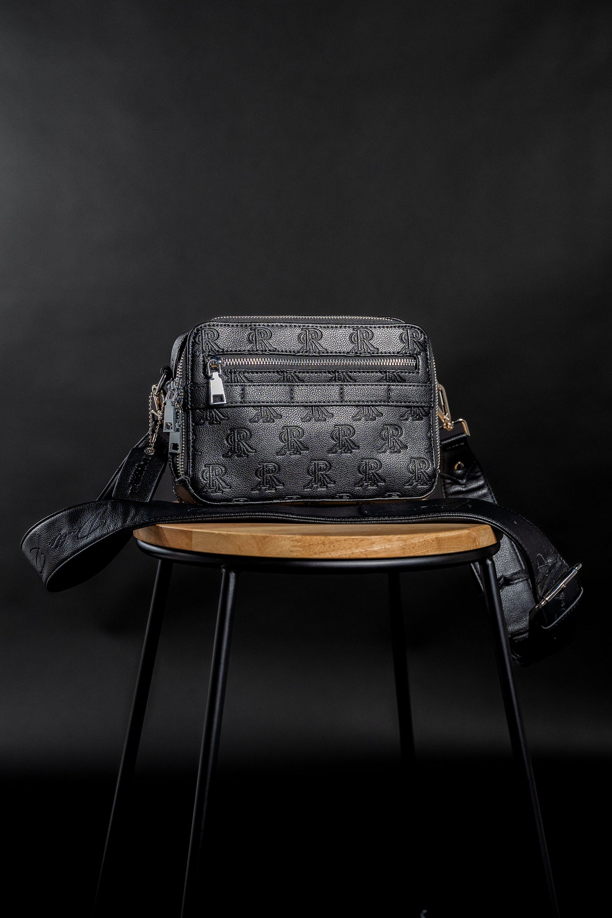 “blck spinel” cRRossbody