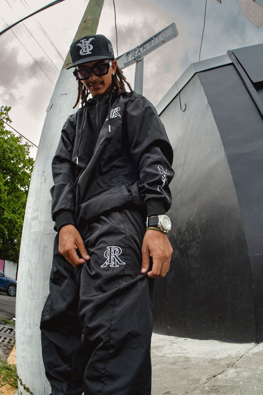 “BLACK R” PANTS