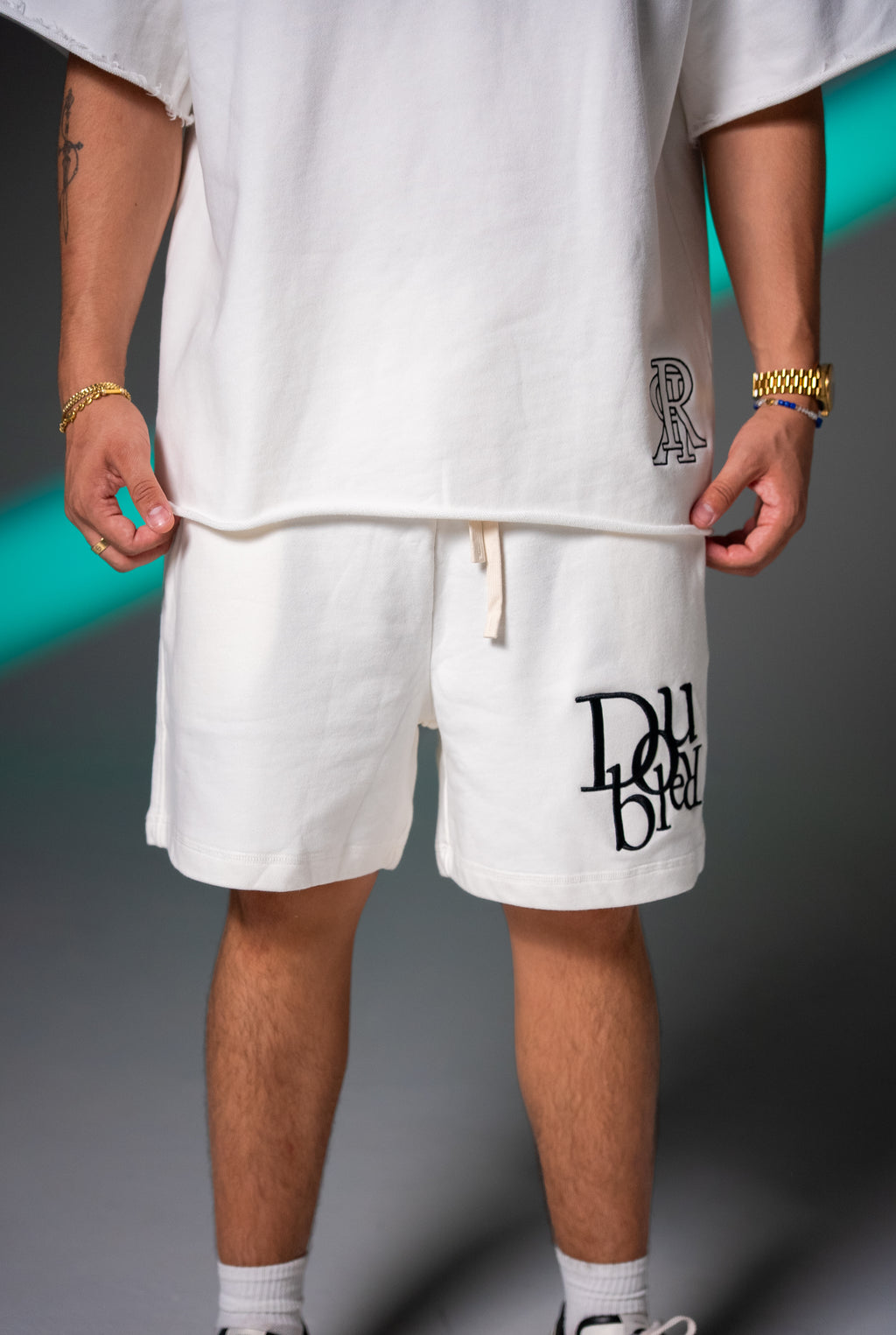 “Halo” SHORTS