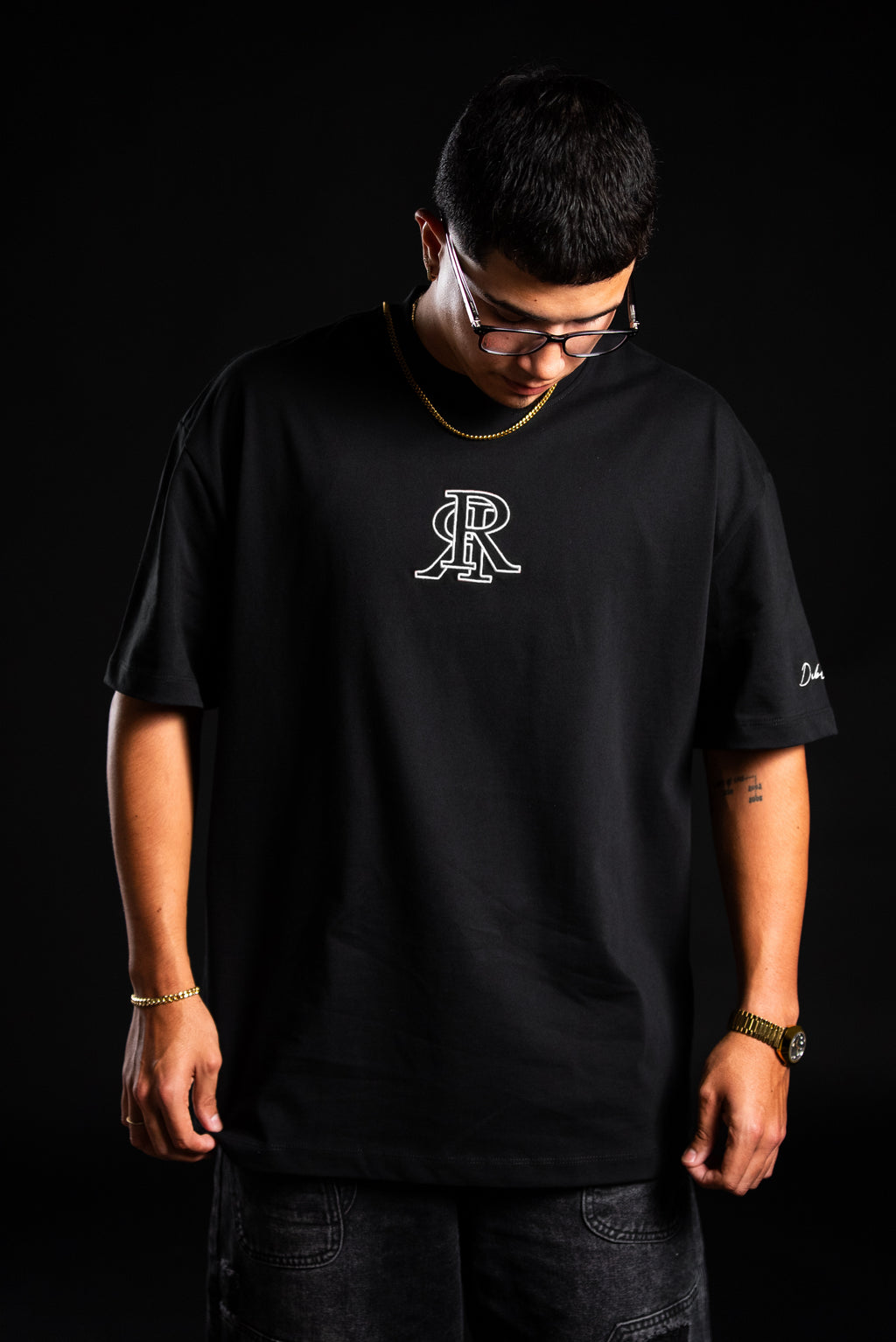 “Legacy” T-SHIRT